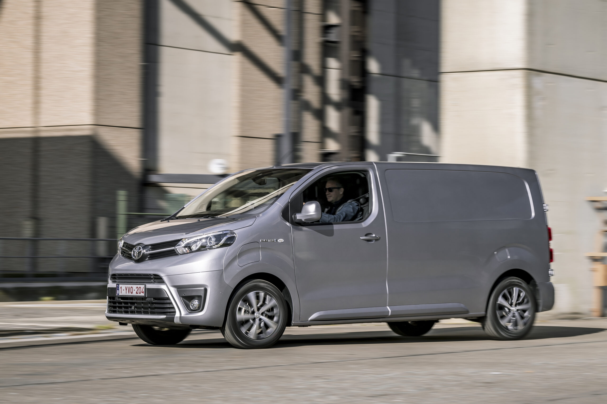 Toyota Proace Electric Furbon Compact 50 kWh 136 KM