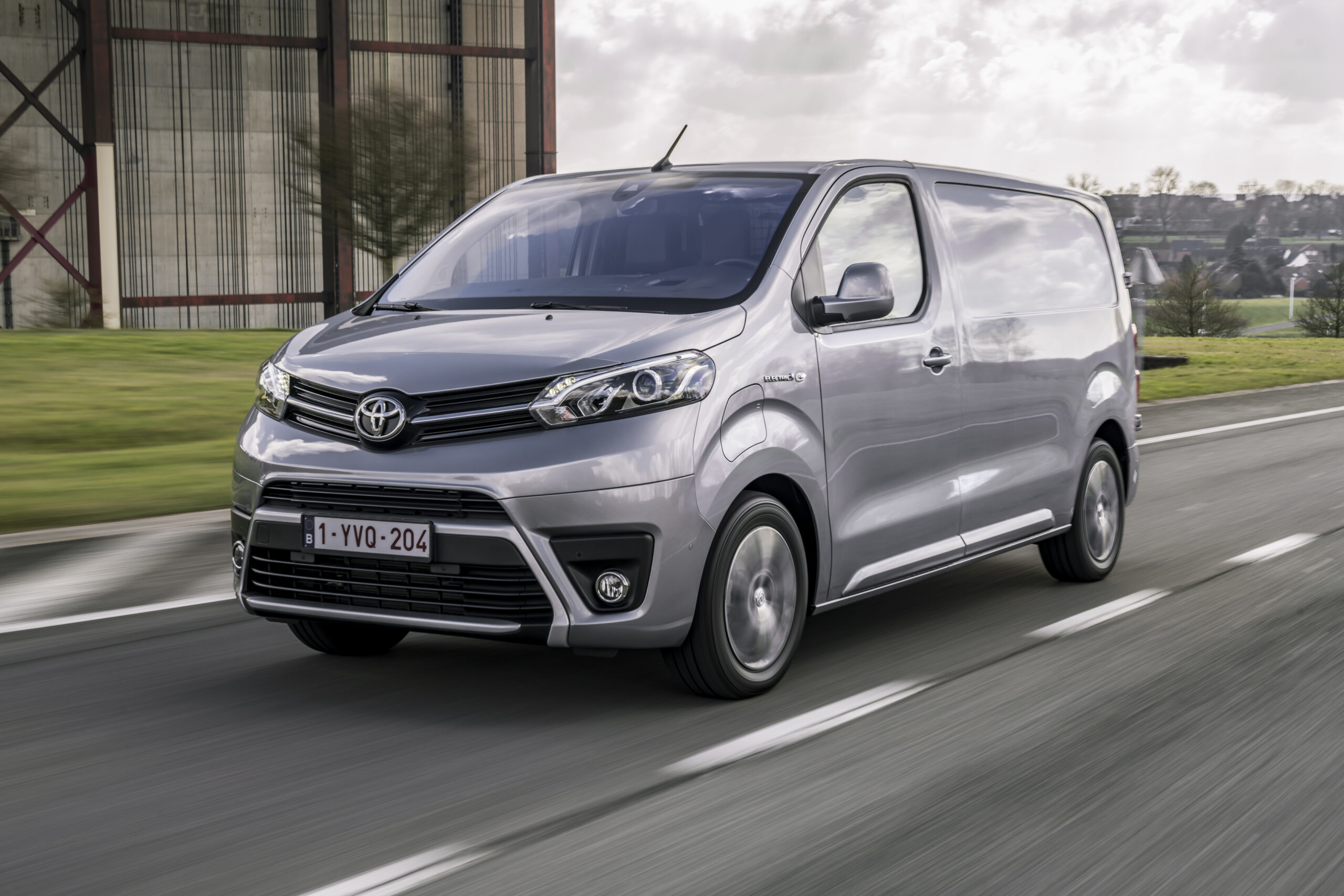Toyota Proace Electric Furbon Compact 50 kWh 136 KM