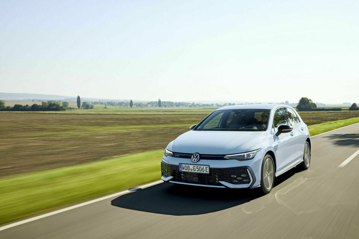 Volkswagen Golf Plug-In-Hybrid Style