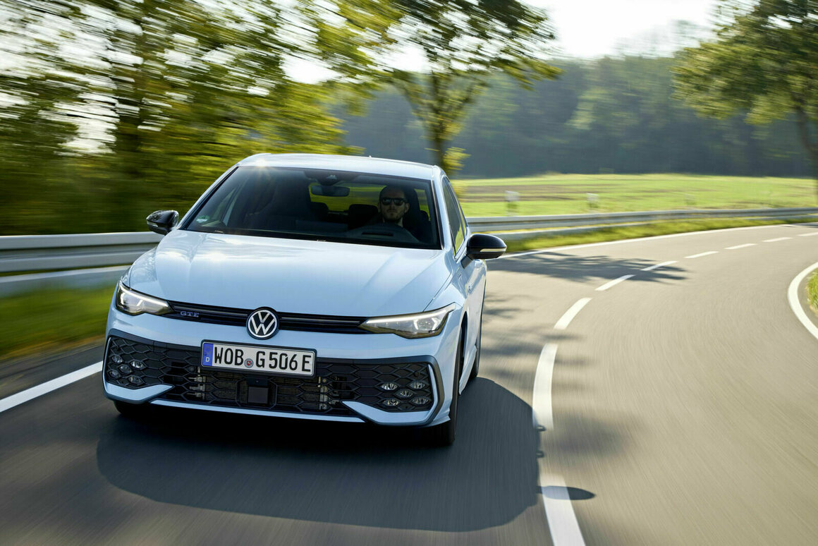 Volkswagen Golf Plug-In-Hybrid Style