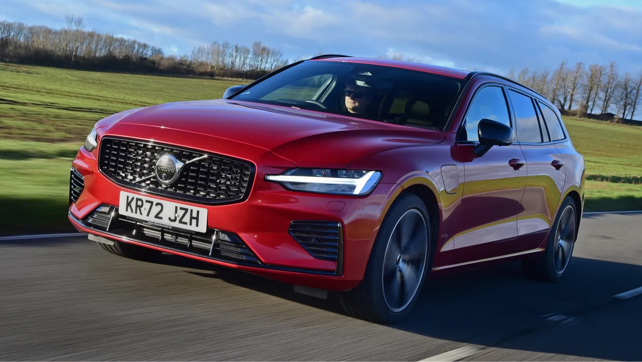 Volvo V60 Recharge PHEV T6