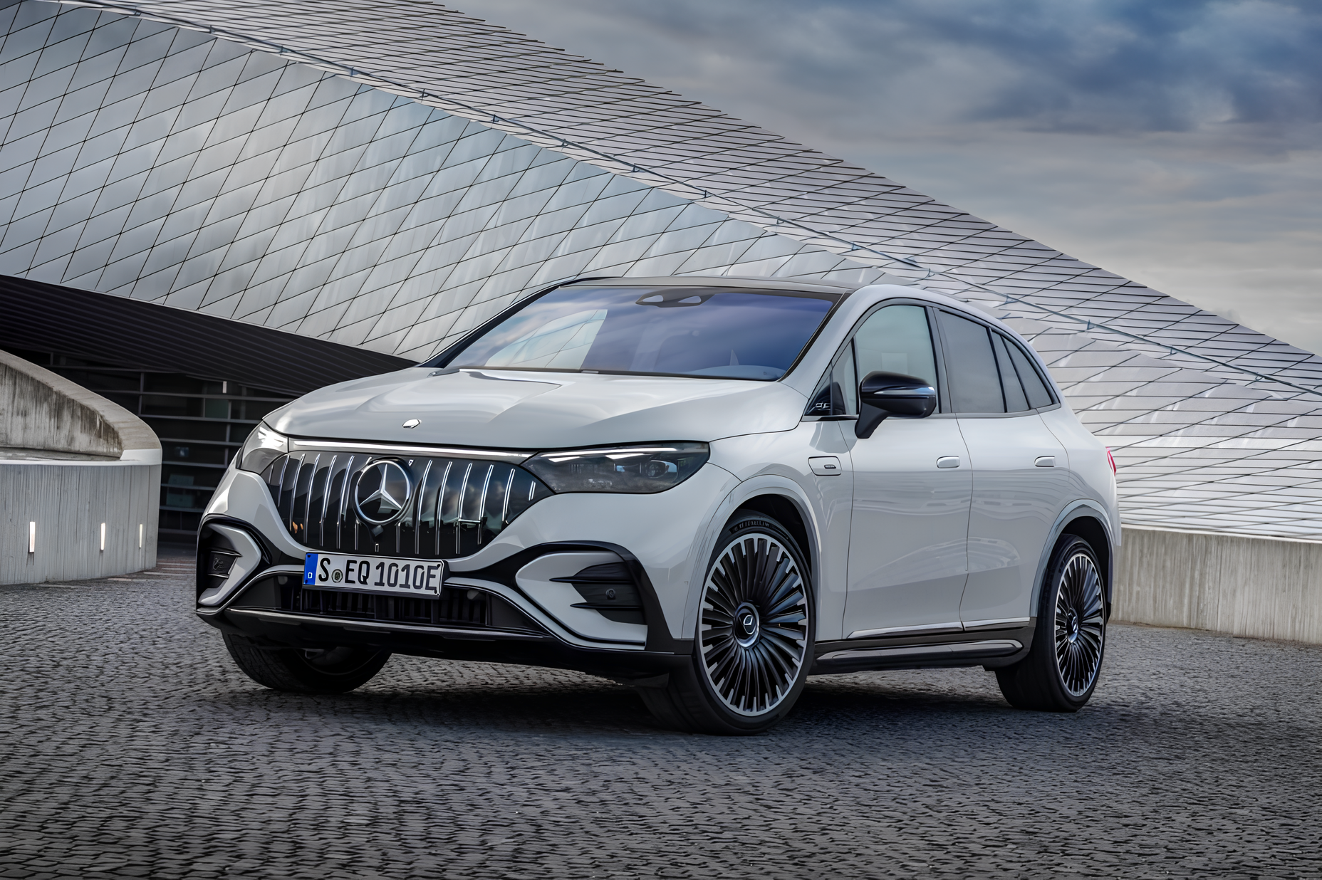 Mercedes-Benz EQE SUV AMG 43 4MATIC