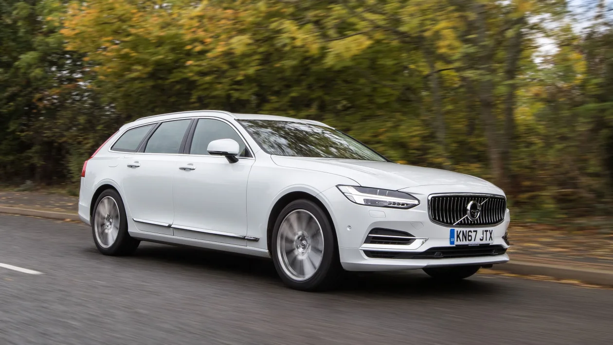 Volvo V90 Recharge PHEV T6